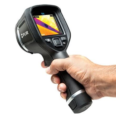 Thermal imager untuk memindai anomali suhu bangunan